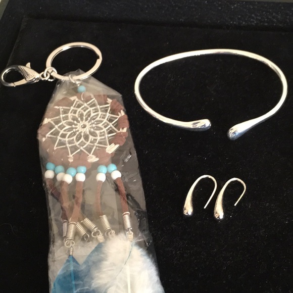 Jewelry - Silver Bracelet and drop Earrings set 925